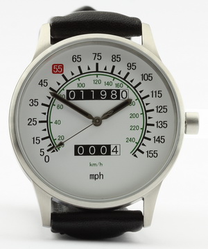 Vmax speedometer watch with combined mph and km/h dial